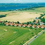 On The Golf Course F 5 E Feriehus *