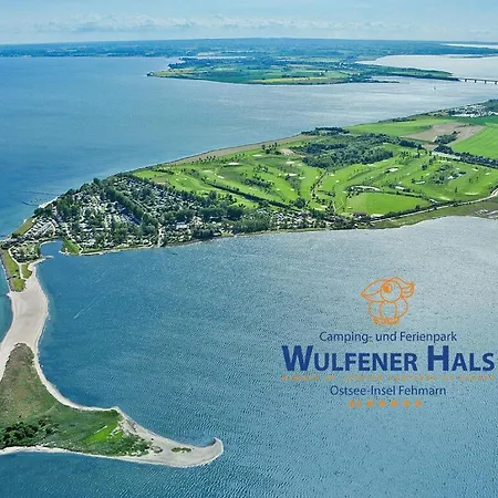 Дом отдыха On The Golf Course F 5 E *