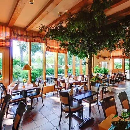 On The Golf Course F 5 E *