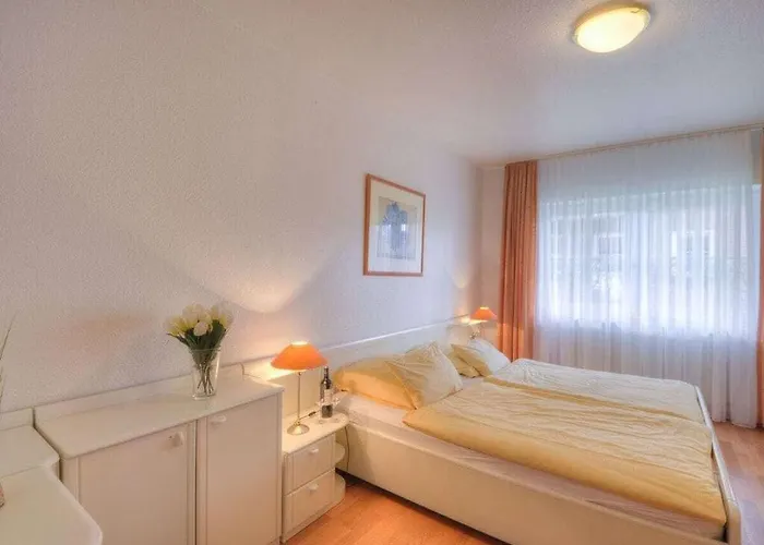 On The Golf Course F 5 E Fehmarn